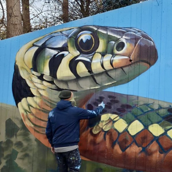 Graffiti laten spuiten